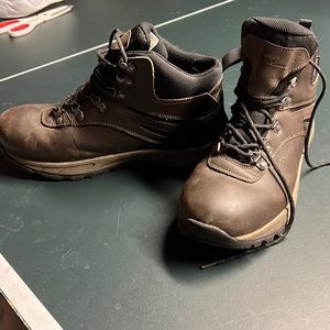 Men’s 10 1/2 leather Eddie Bauer boot